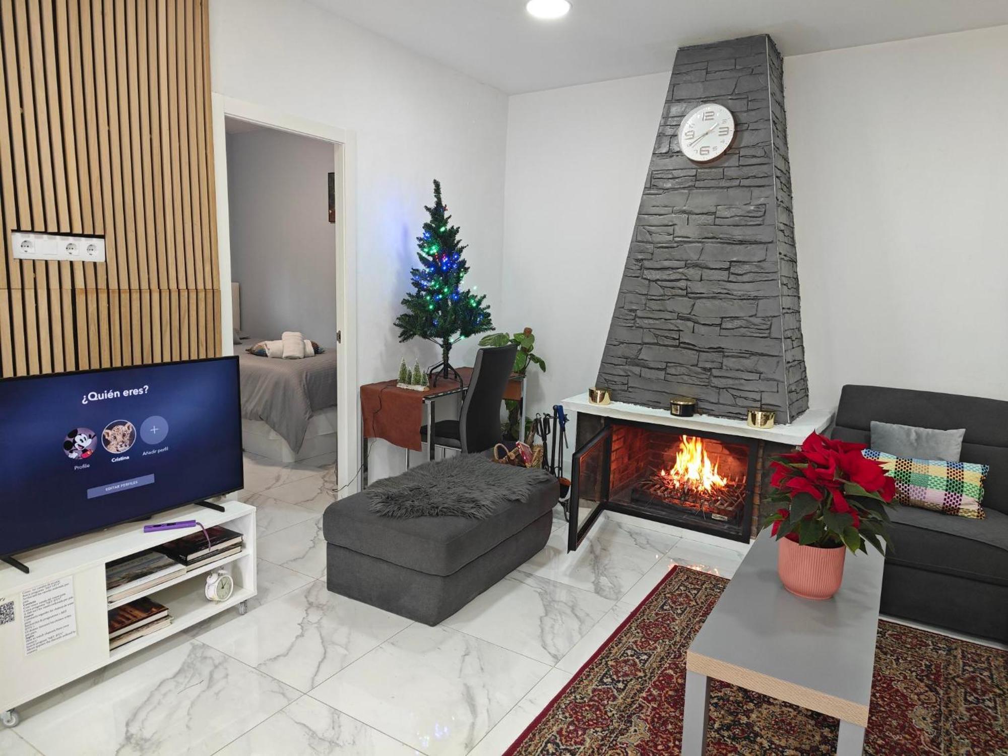 Relax House Barcelone Sant Esteve Sesrovires Exterior foto