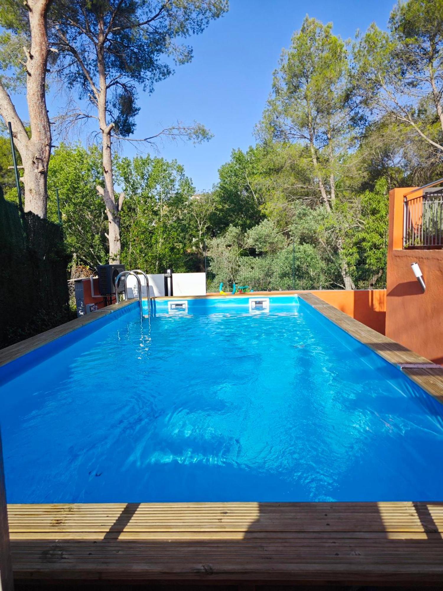 Relax House Barcelone Sant Esteve Sesrovires Exterior foto