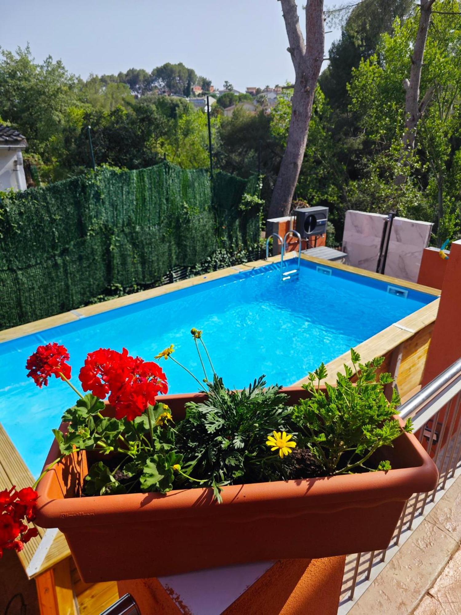Relax House Barcelone Sant Esteve Sesrovires Exterior foto
