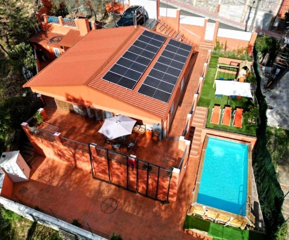 Relax House Barcelone Sant Esteve Sesrovires Exterior foto