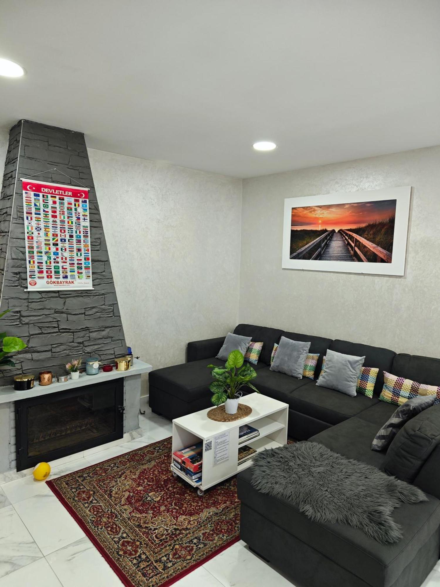 Relax House Barcelone Sant Esteve Sesrovires Exterior foto